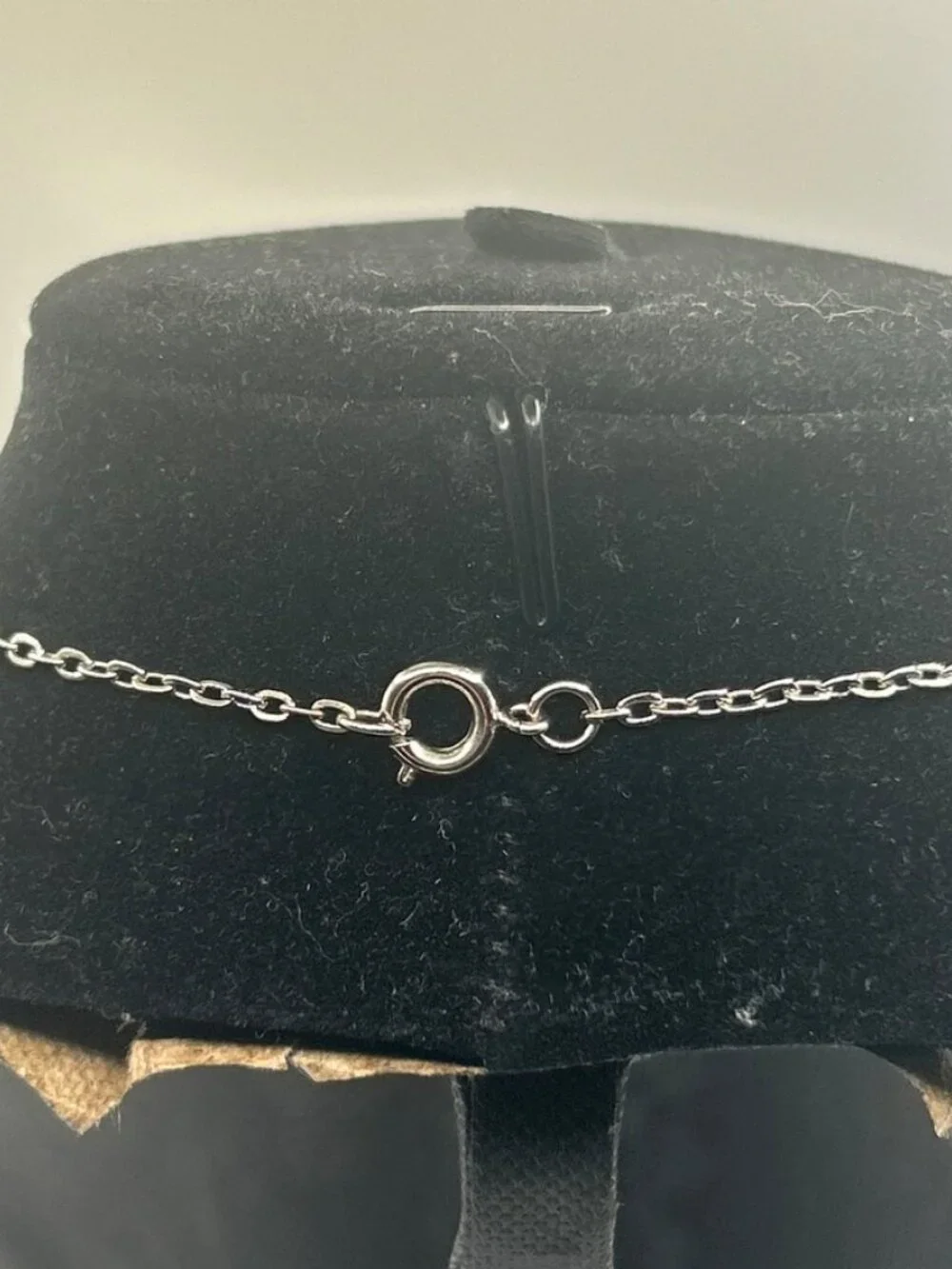 Vintage Outline Cross Pendant Necklace Real Silver Stainless Steel Plated New